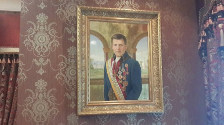 Активисты вскрыли элитный дом Кивалова у моря: фото