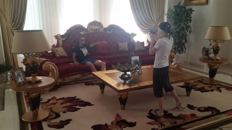 Активисты вскрыли элитный дом Кивалова у моря: фото