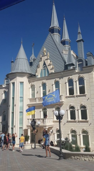 Активисты вскрыли элитный дом Кивалова у моря: фото