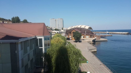 Активисты вскрыли элитный дом Кивалова у моря: фото