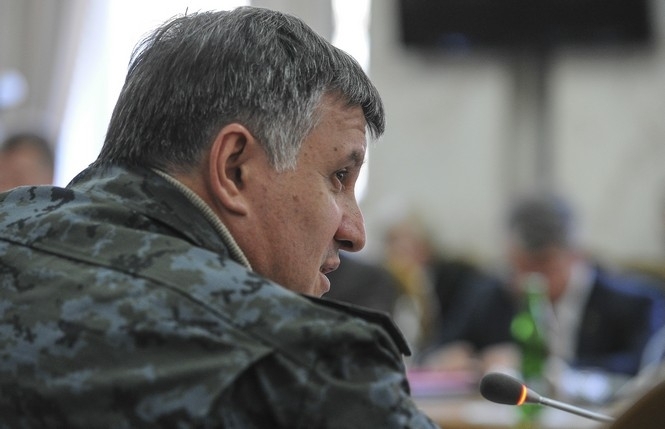 Аваков призвал политиков избежать Чернигова-2