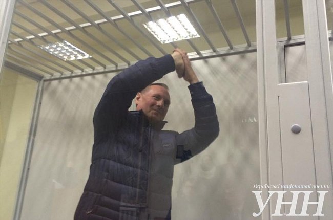 Суд арестовал Ефремова на два месяца, но с возможностью выйти под залог