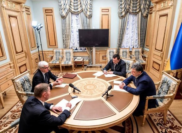 Порошенко встретился с потенциальным главой Антикоррупционного бюро
