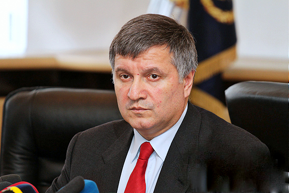 Аваков отстранил от работы нескольких руководителей ГАИ Житомирщины 