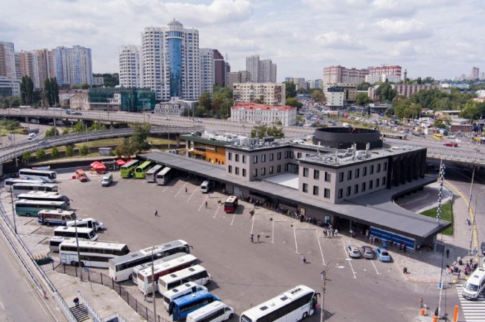 В Киеве на Центральном автовокзале ввели услугу экспресс-доставки посылок