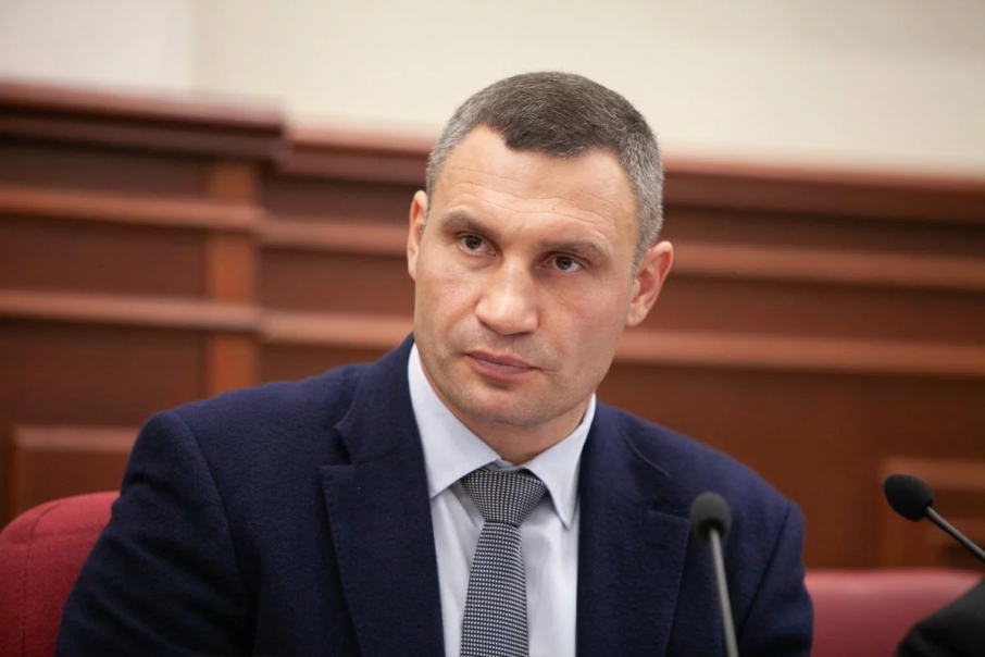 Кличко грозится распустить Киевсовет и обвиняет Банковую в новой атаке
