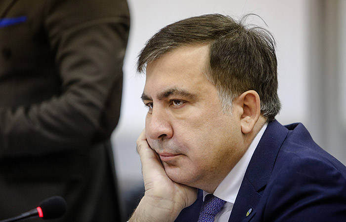 Монобольшинству не хватает голосов для назначения Саакашвили в Кабмин
