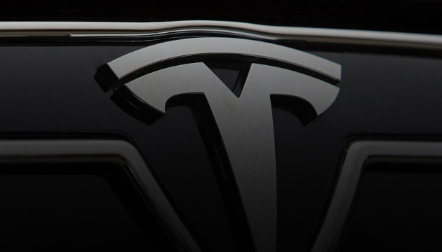 Tesla открыла первый зарубежный центр разработок авто