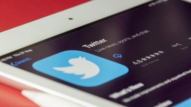Twitter запускає глобальне тестування кнопки «проти»