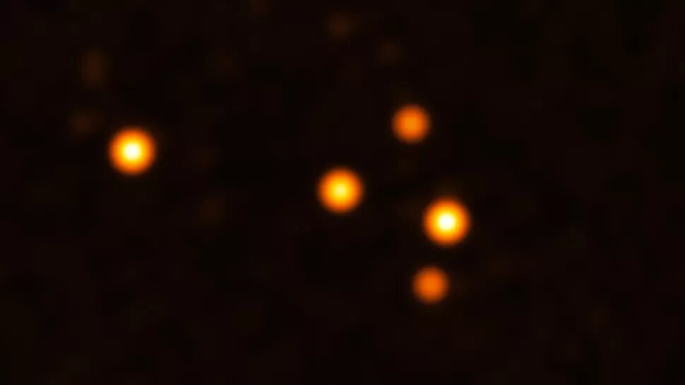 Астрономи зробили найчіткіші зображення центра Чумацького Шляху для виявлення маси гігантської чорної дірки 