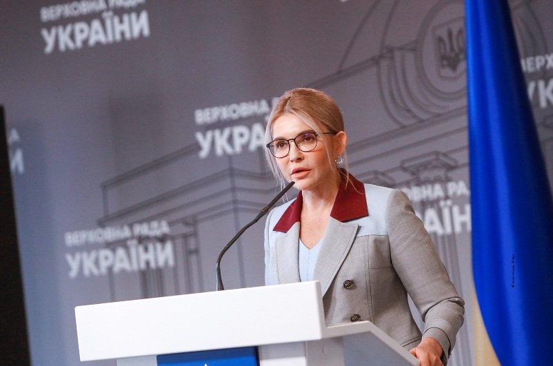 В пік епідемії медки залишені без найнеобхідніших препаратів та без доплат, – Тимошенко
