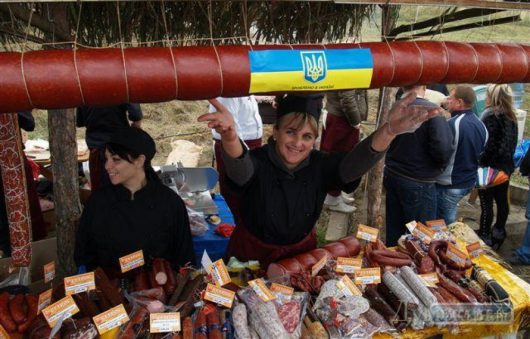 В Крыму уничтожили колбасы и сыры из Украины и Европы