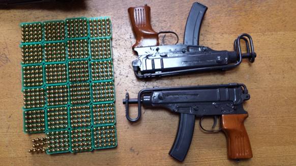 СБУ обезвредила в Киеве преступников, поставлявших оружие террористам на восток Украины (ФОТО)