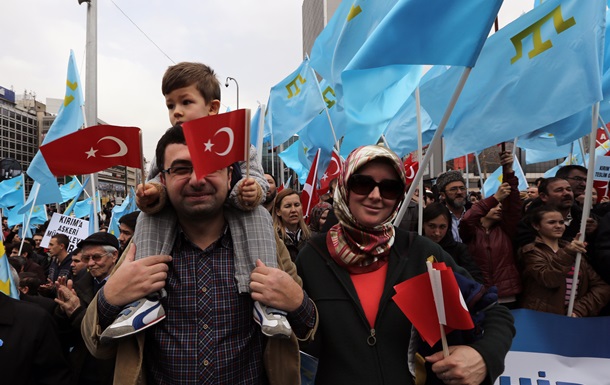В Турции прошел митинг в поддержку украинского Крыма